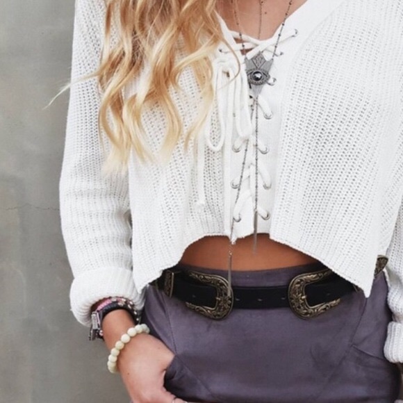 LF milau lace up cropped sweater - Picture 2 of 2